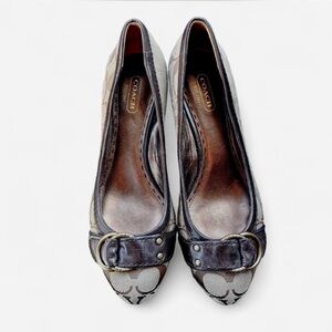 Coach Vintage Women's Brown Logo Kitten Heels